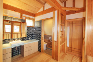 温故知新の家。日本の伝統工法である真壁×構造現しの和風住宅のサムネイル写真19